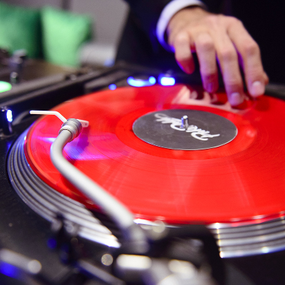 DJ 412 x 412 (1)