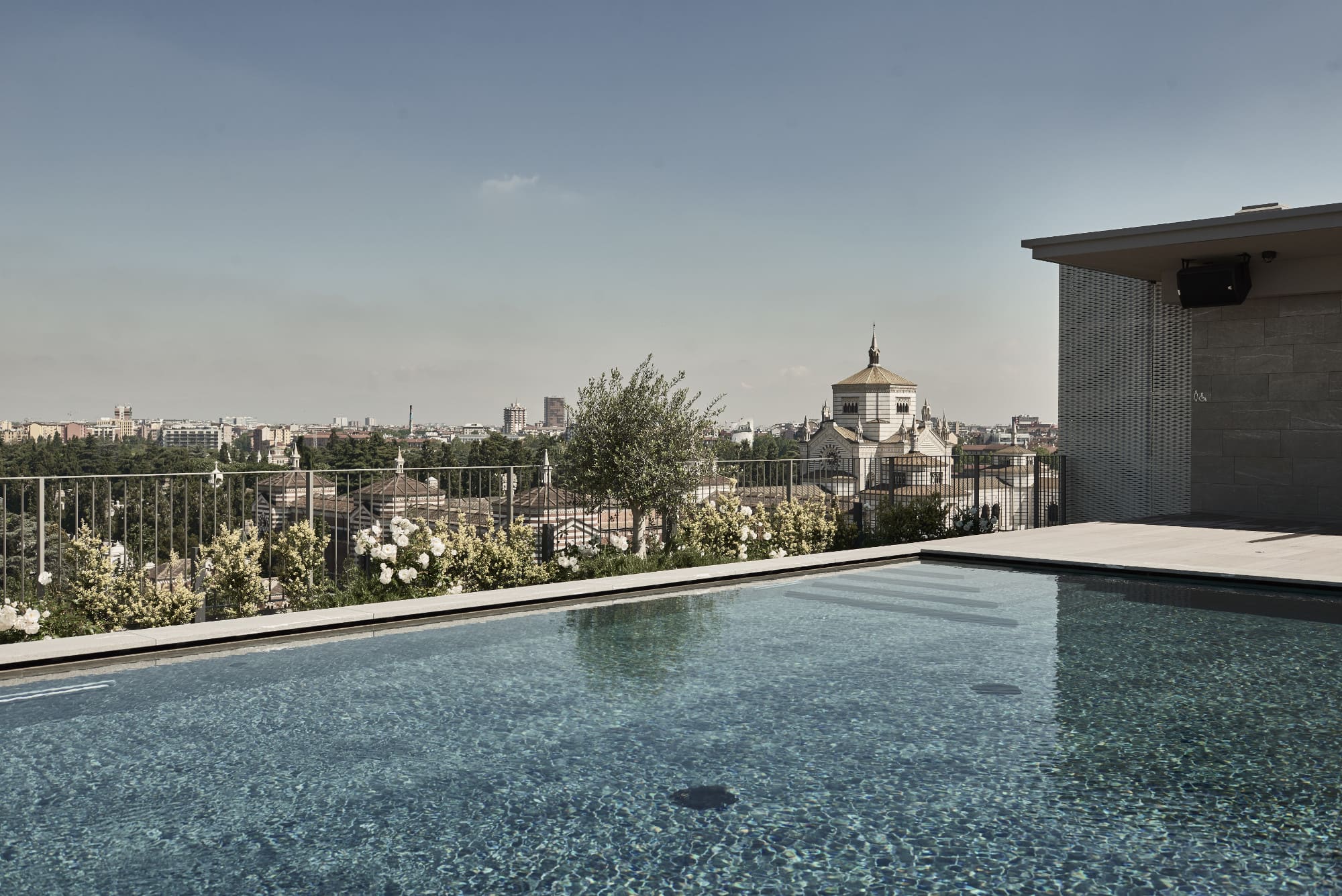 rooftop pool milan